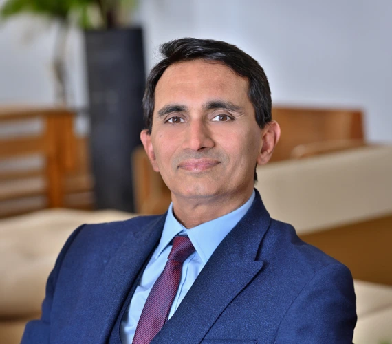 Meet the surgeons at Laser Vision Scotland in Edinburgh